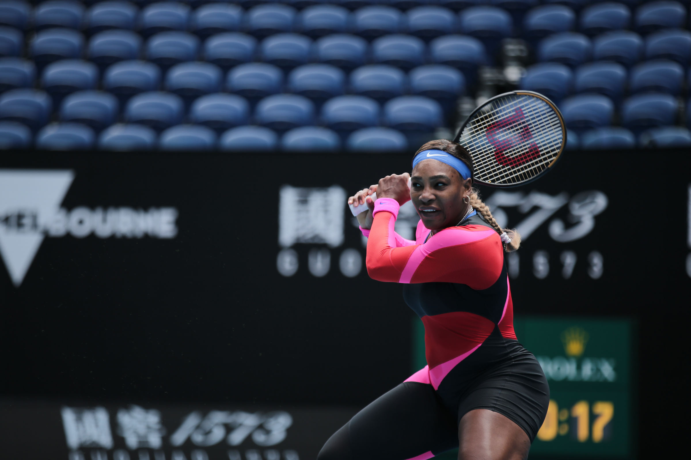 穆古鲁扎爆冷击败快船，突破纪录引爆全场！